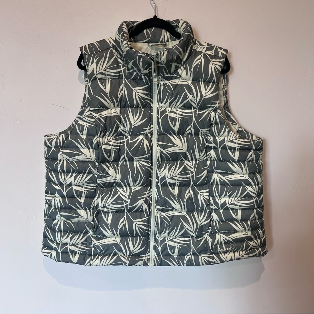 Lands End Women’s Green Tropical Print Puffer Vest Plus Size 2X Warm Cozy